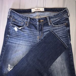 Hollister distresses straight leg jeans